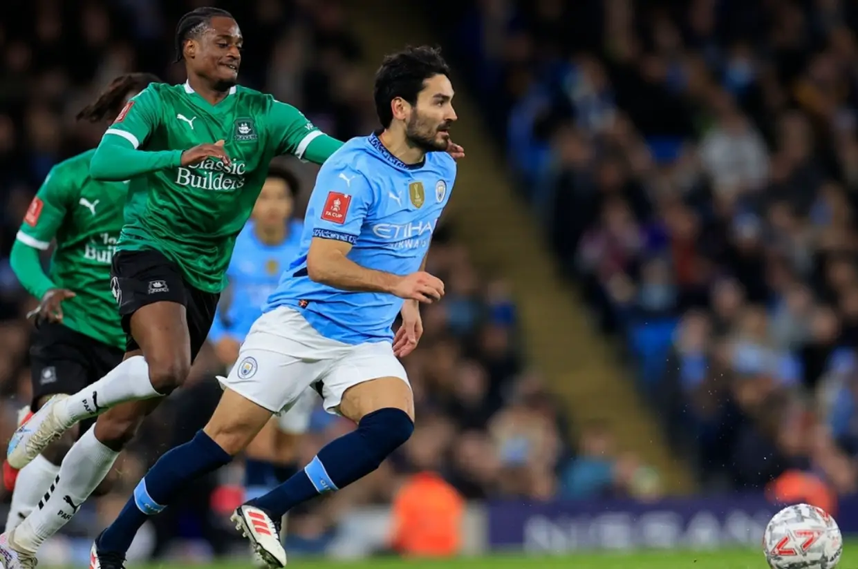 足总杯赛程吃紧，瓦伦西亚冲刺阶段造点机会，气氛紧张，临场指挥获称赞(最震撼的实弹军演视频)-一竞技娱乐